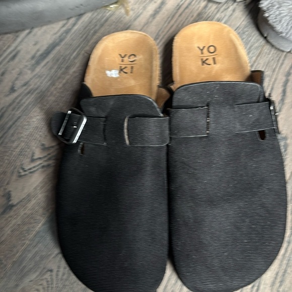 Yoki  Black Mules Sz 10 - Picture 4 of 10